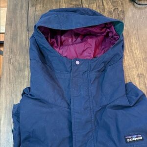 Patagonia Vintage Men's Navy Jacket With Hood
